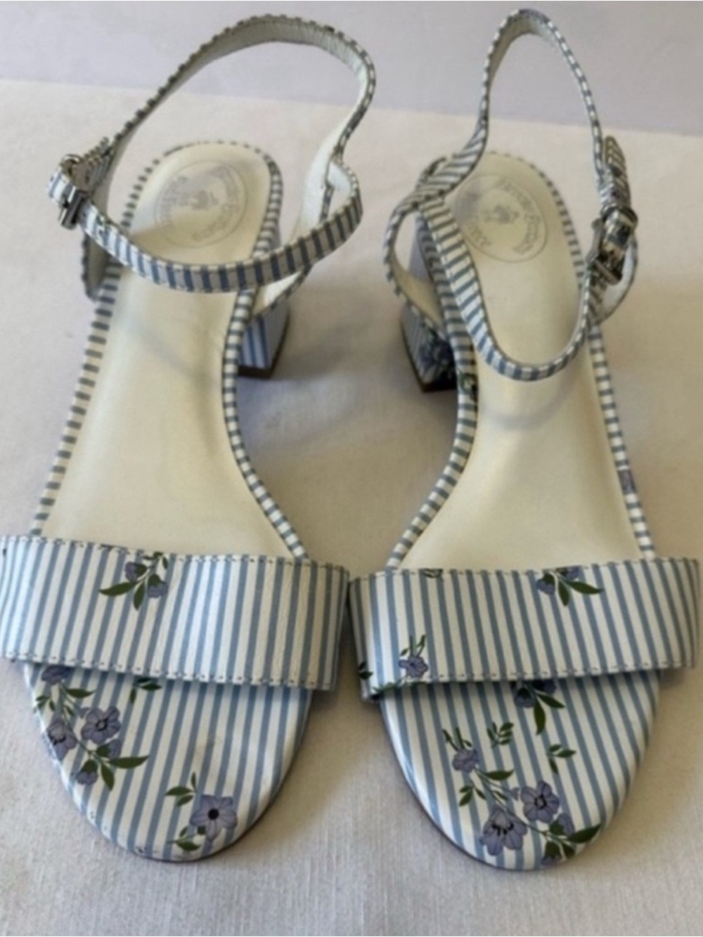 Brooks Brothers Striped Floral
Block
Heel Sandals